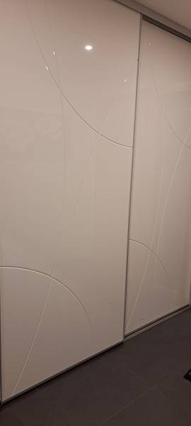 Menuisier spécialisé dans la création de dressing sur mesure et façade de placard proche à Fécamp 76