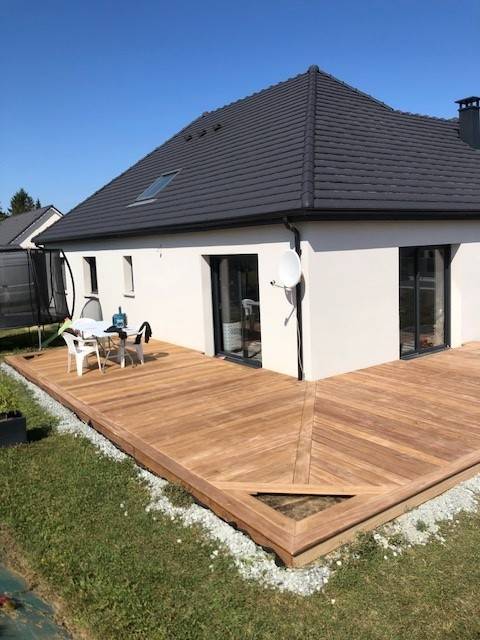 Menuisier spécialisé dans la pose de terrasse bois en Cumaru sur mesure proche Yport