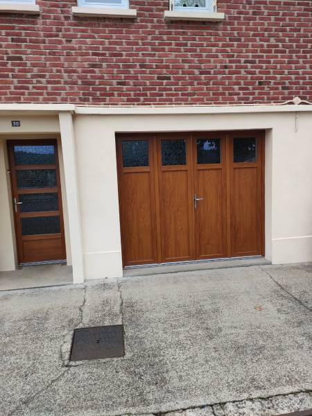 Artisan menuisier spécialisé dans la fourniture et la pose de menuiseries PVC chêne doré à Fécamp 76