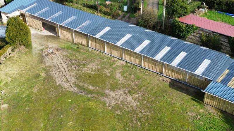 Artisan Charpentier spécialisé dans la réalisation d'une charpente pour un bâtiment agricole proche Goderville 76